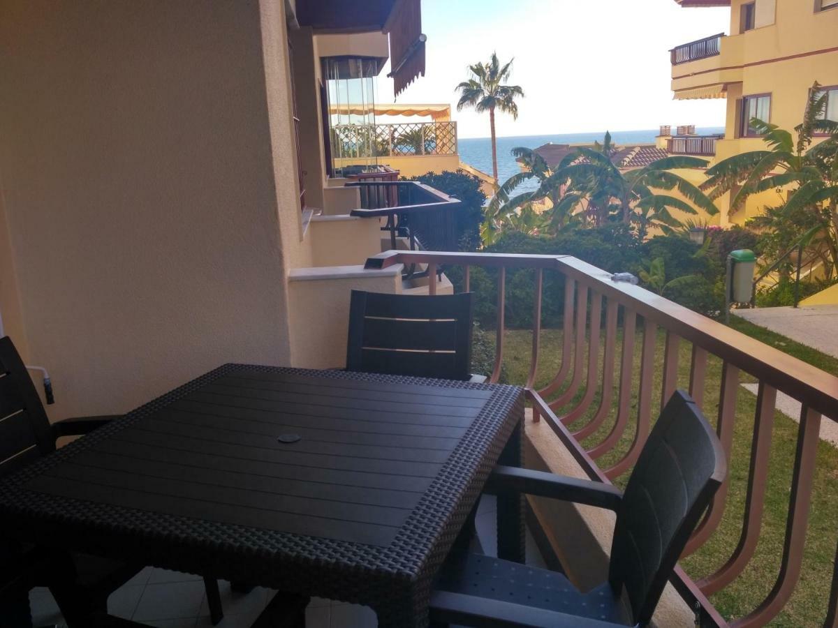 Luxury In The Beach, Lubina Sol Ла-Кала-де-Михас Экстерьер фото