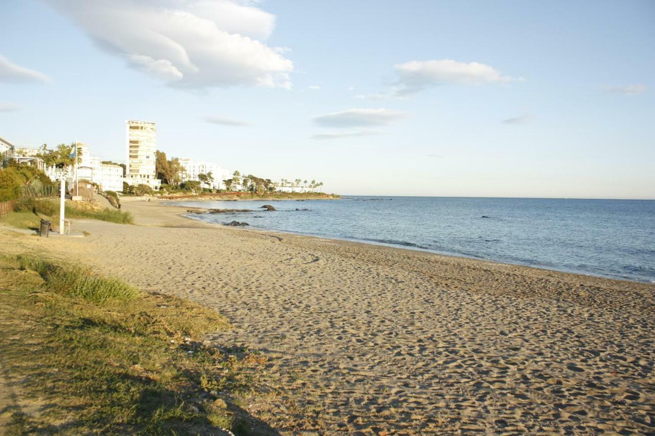 Luxury In The Beach, Lubina Sol Ла-Кала-де-Михас Экстерьер фото